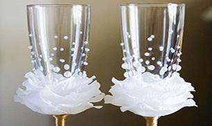DIY Flower Bead Decorated Wine Glasses